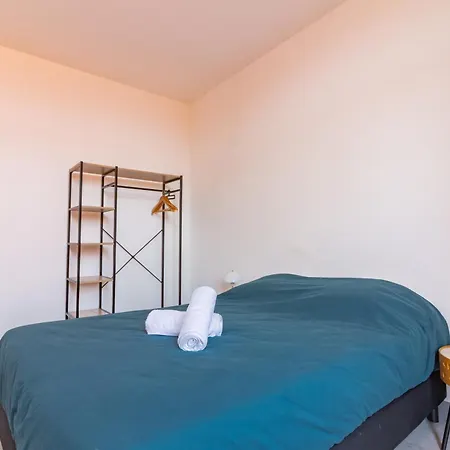 Appartement Moderne Et Elegant Michel Torrent 2 *